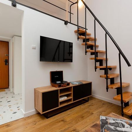 Mezzanine Studio Lwowska Śródmieście by Renters Varsóvia Exterior foto